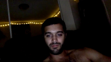 Str8guywantsgirl  05-07-2021 video legs